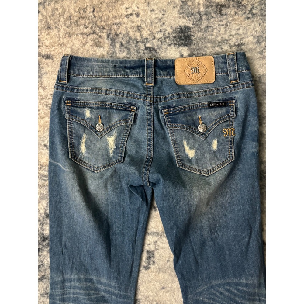 Miss Me Jeans Size 29 (fits 31x33) Signature‎ Flare Distressed Medium Wash Denim